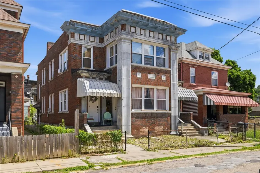 704 Russellwood Ave, McKees Rocks, PA 15136 - #2