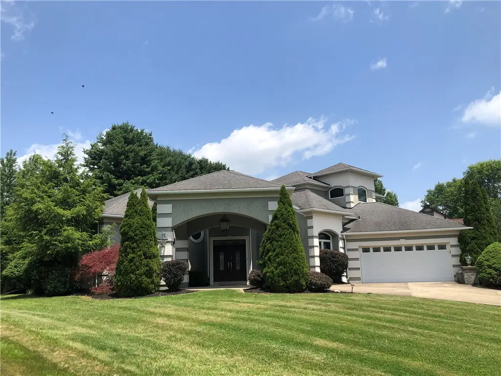 87 Farmview Dr, Uniontown, PA 15401 - #1
