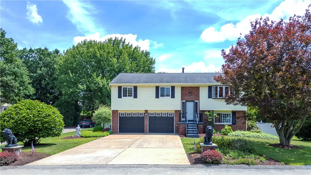 241 Laurel Dr, Greensburg, PA 15601 - #1