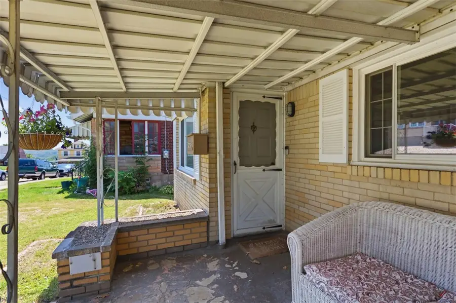 5138 Delford St, Pittsburgh, PA 15207 - #2