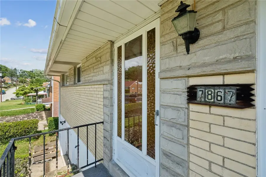 7867 Mark Dr, Verona, PA 15147 - #2