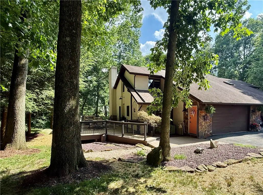122 May Dr, Saxonburg, PA 16056 - #1