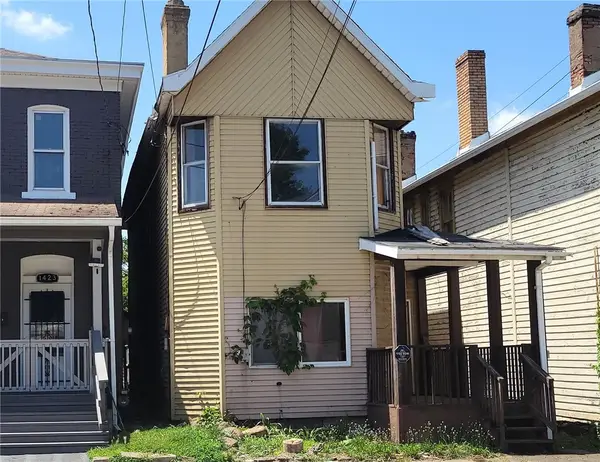 1425 3rd Ave, Beaver Falls, PA 15010