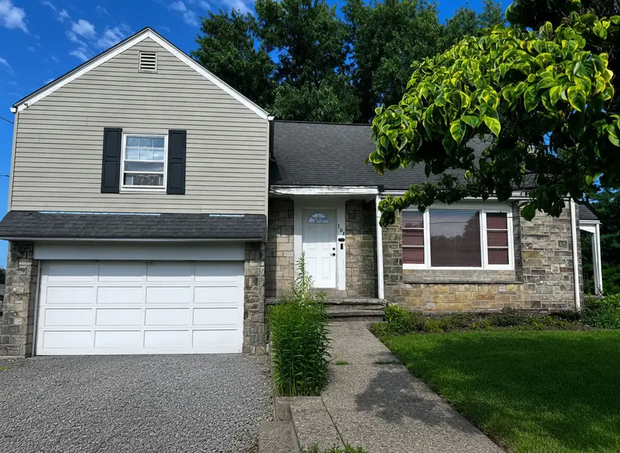 186 Oregon Drive, Greensburg, PA 15601 - #2