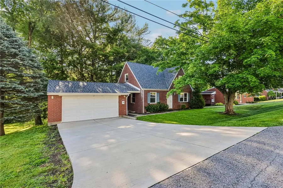 143 Dicio St, Canonsburg, PA 15317 - #2