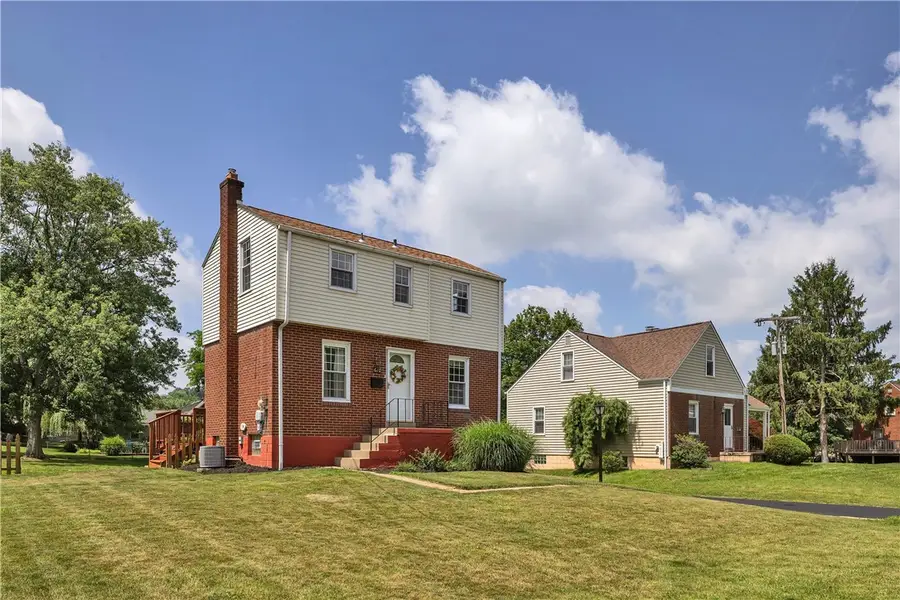 610 Patterson Rd, Bethel Park, PA 15102 - #2