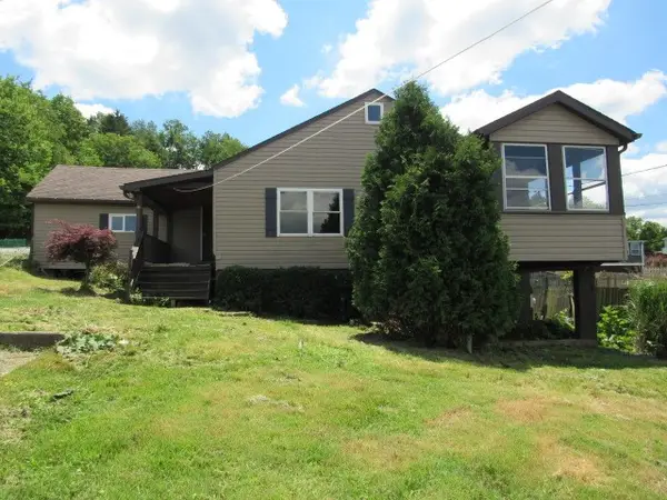 26 Mulberry Street, Belle Vernon, PA 15012