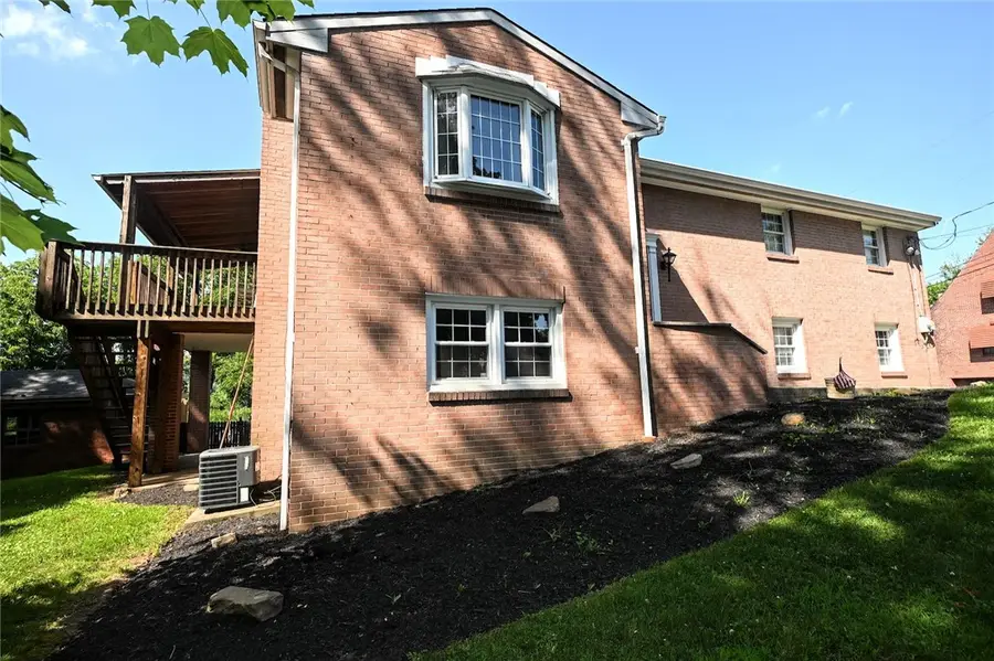 716 Sampson St, Monongahela, PA 15063 - #3