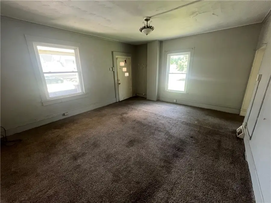 107 E Home St, New Castle, PA 16101 - #2