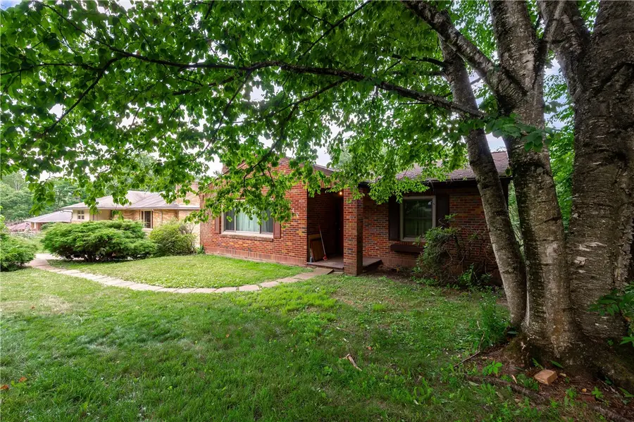 140 Remil Dr, Butler, PA 16001 - #2