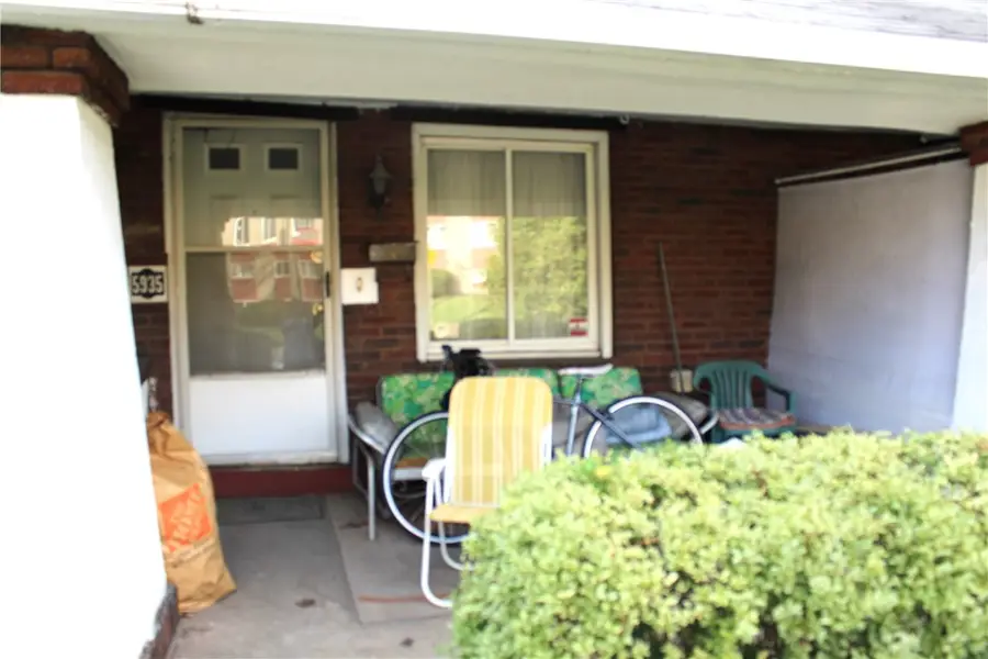 5935 Alder St, Pittsburgh, PA 15232 - #2