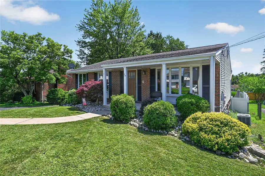 34 Mohawk Dr, Greensburg, PA 15601 - #3