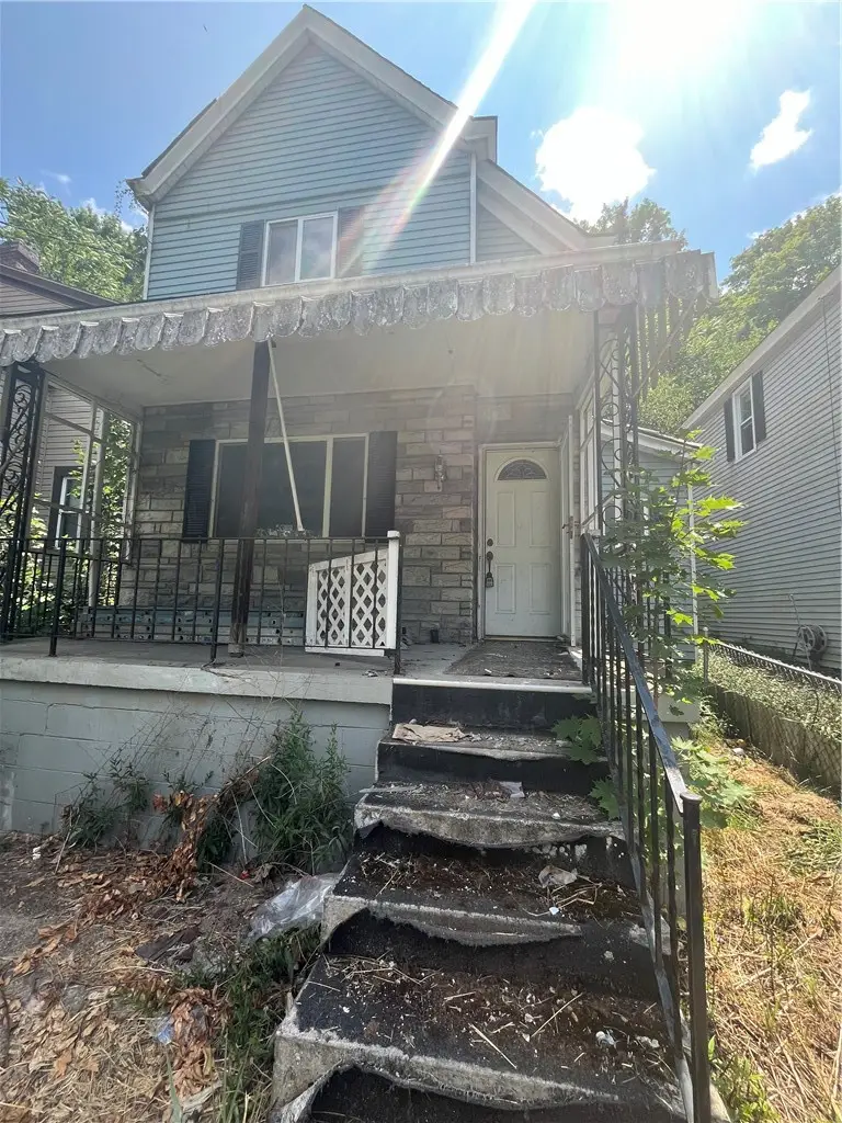 512 Glenn Street, Wilmerding, PA 15148 - #2