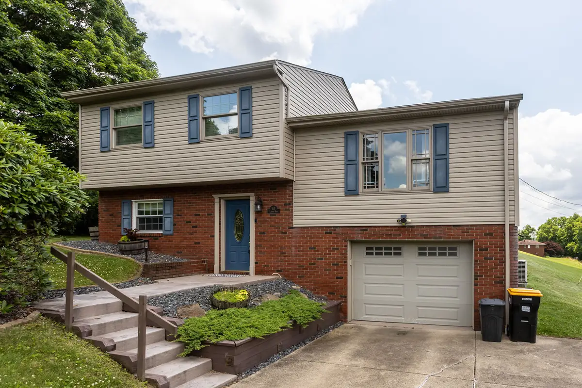 40 Linden Rd, Canonsburg, PA 15317 - #1