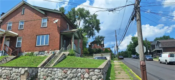 549 Howard, East Pittsburgh, PA 15112