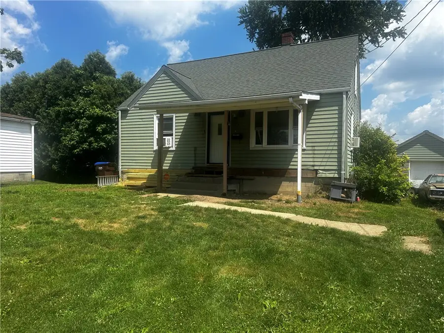 633 Crowder Ave, Sharon, PA 16146 - #3