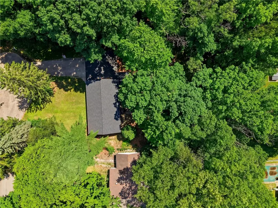 208 Lynwood Dr, Greenville, PA 16125 - #2
