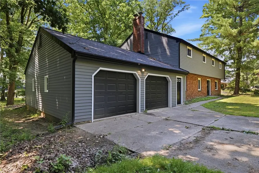208 Lynwood Dr, Greenville, PA 16125 - #3