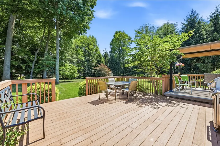 2357 Pierce Bluffs Drive, Hermitage, PA 16148 - #3