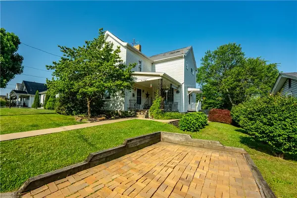 414 Seventh Ave, Patt Heights, Beaver Falls, PA 15010