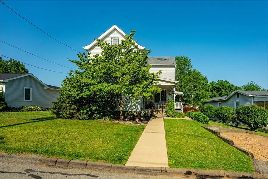 414 Seventh Ave, Patt Heights, Beaver Falls, PA 15010 - #2