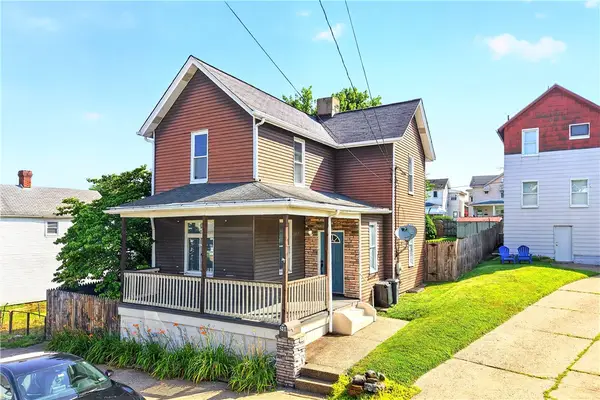 208 Crest Avenue, Charleroi, PA 15022