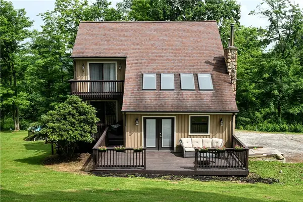 391 Maple Rd, Burgettstown, PA 15021