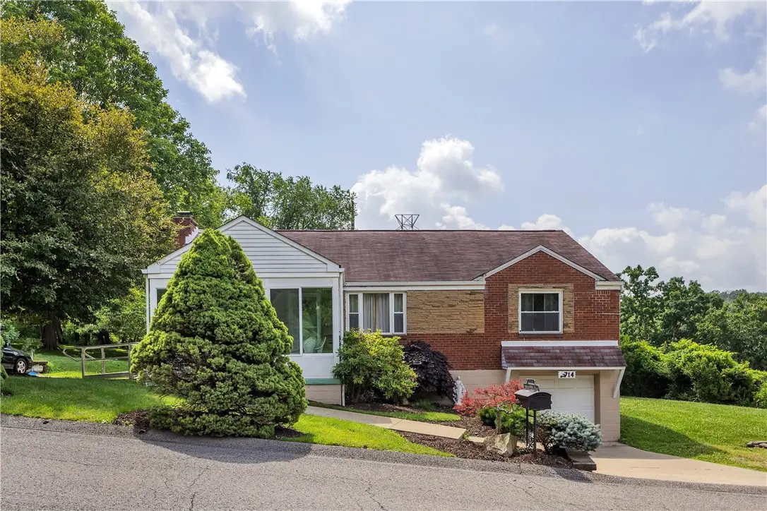 2714 Gould Dr, South Park, PA 15129 - #1