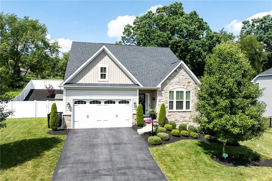 109 Brook Side Dr, Clinton, PA 15026 - #3