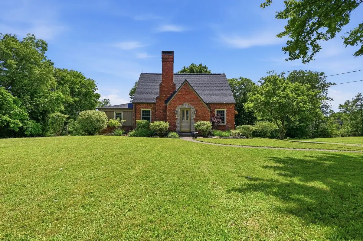 215 Twin Oaks Drive, Wexford, PA 15090 - #1