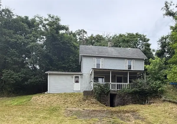 1054 Marelda Ave, Donora, PA 15033