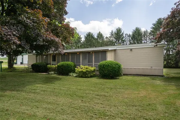 397 Unionville Rd, Butler, PA 16001