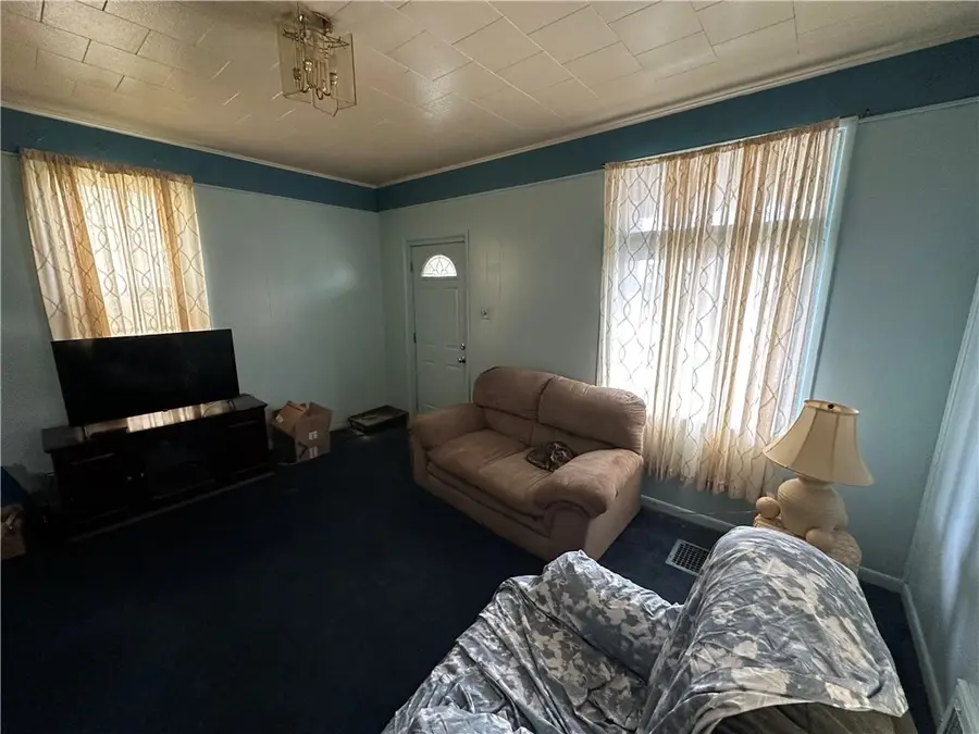 717 Ludwick St, Greensburg, PA 15601 - #2