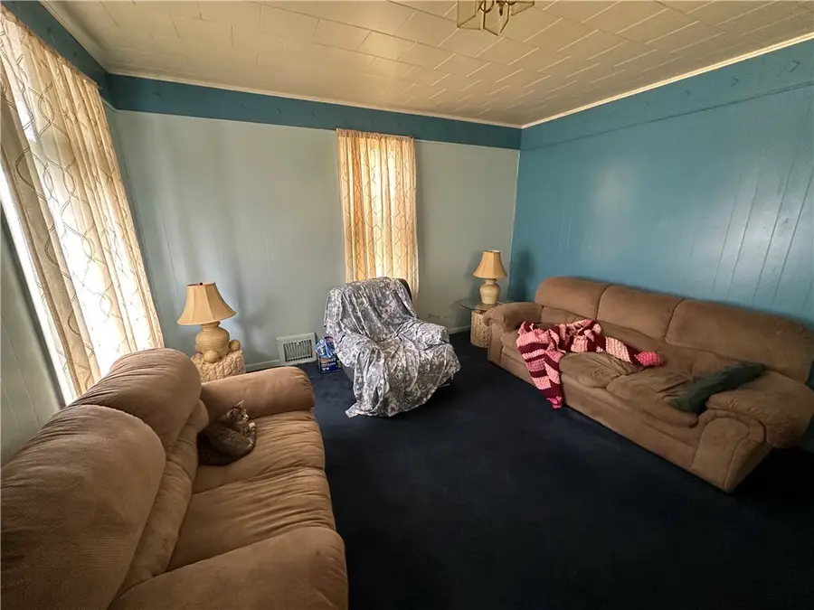 717 Ludwick St, Greensburg, PA 15601 - #3