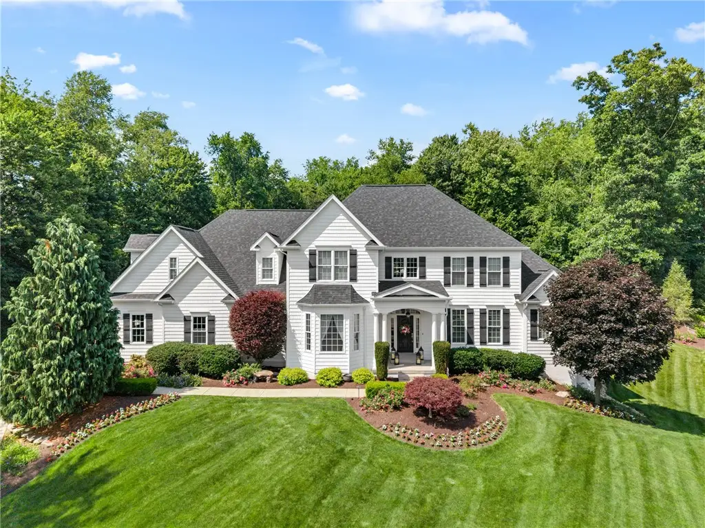 304 Daniela Dr, New Kensington, PA 15068 - #1