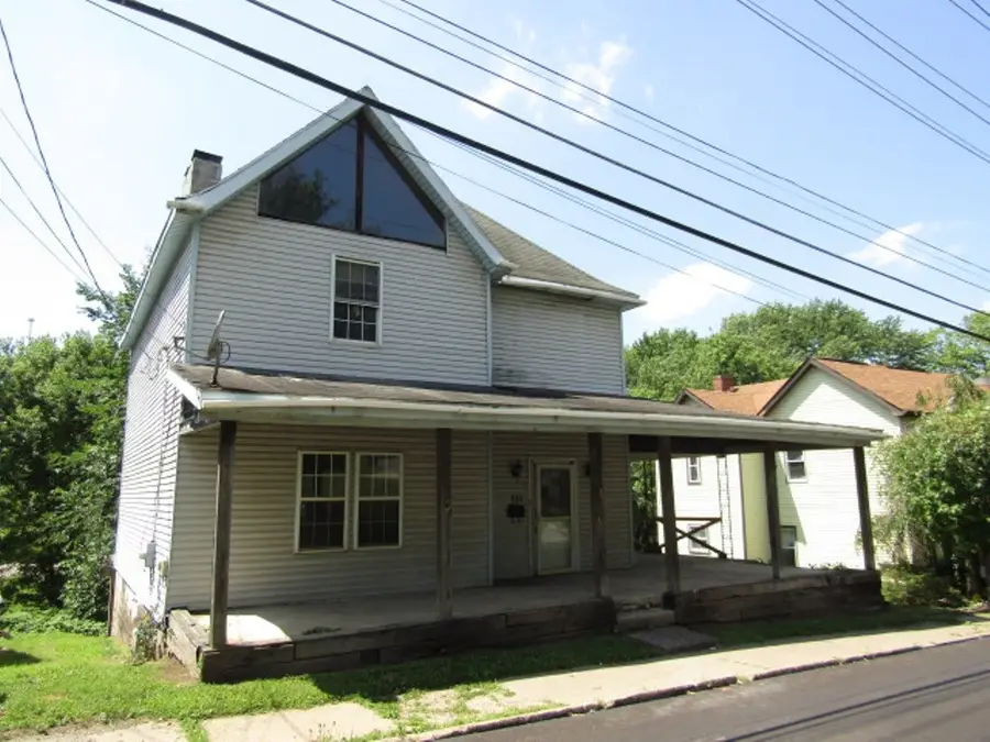 118 Center Ave, Burgettstown, PA 15021 - #2