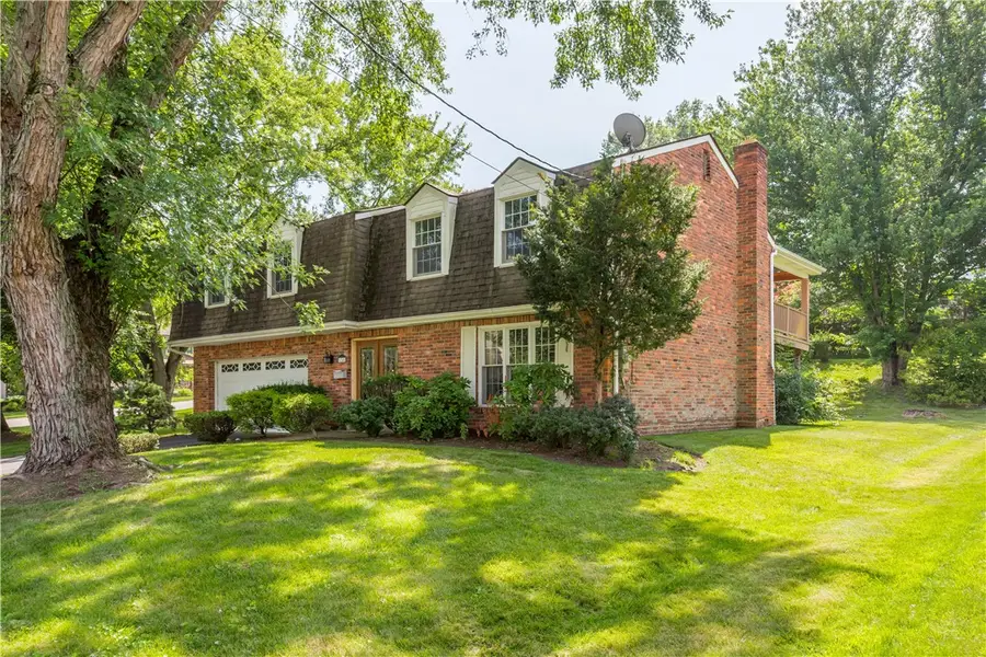 6148 Great Dane Dr, Bethel Park, PA 15102 - #3