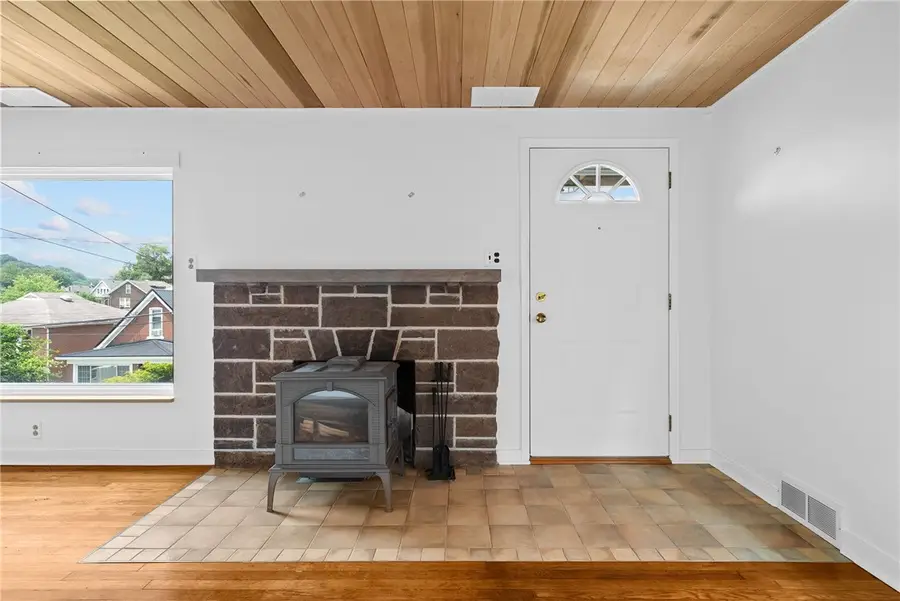 112 Sumner Ave, Pittsburgh, PA 15221 - #3