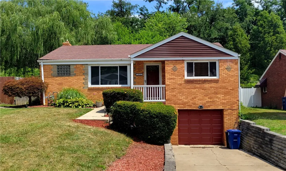 1035 Sanda Dr, Pittsburgh, PA 15227 - #1