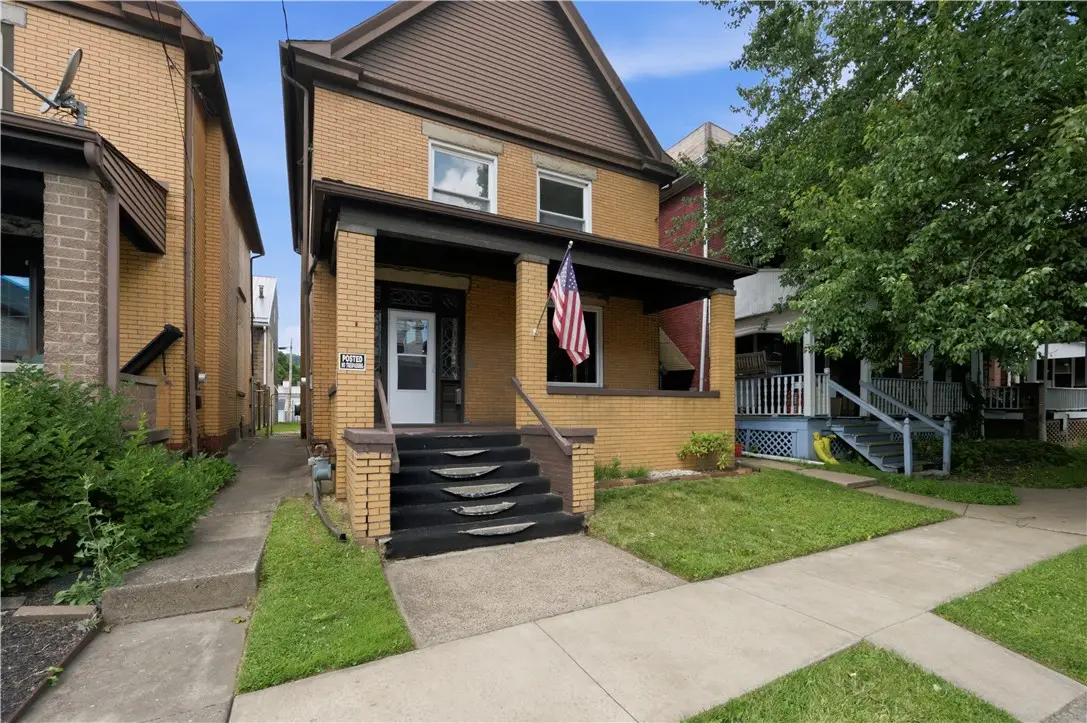 413 North Ave, Kittanning, PA 16201 - #1