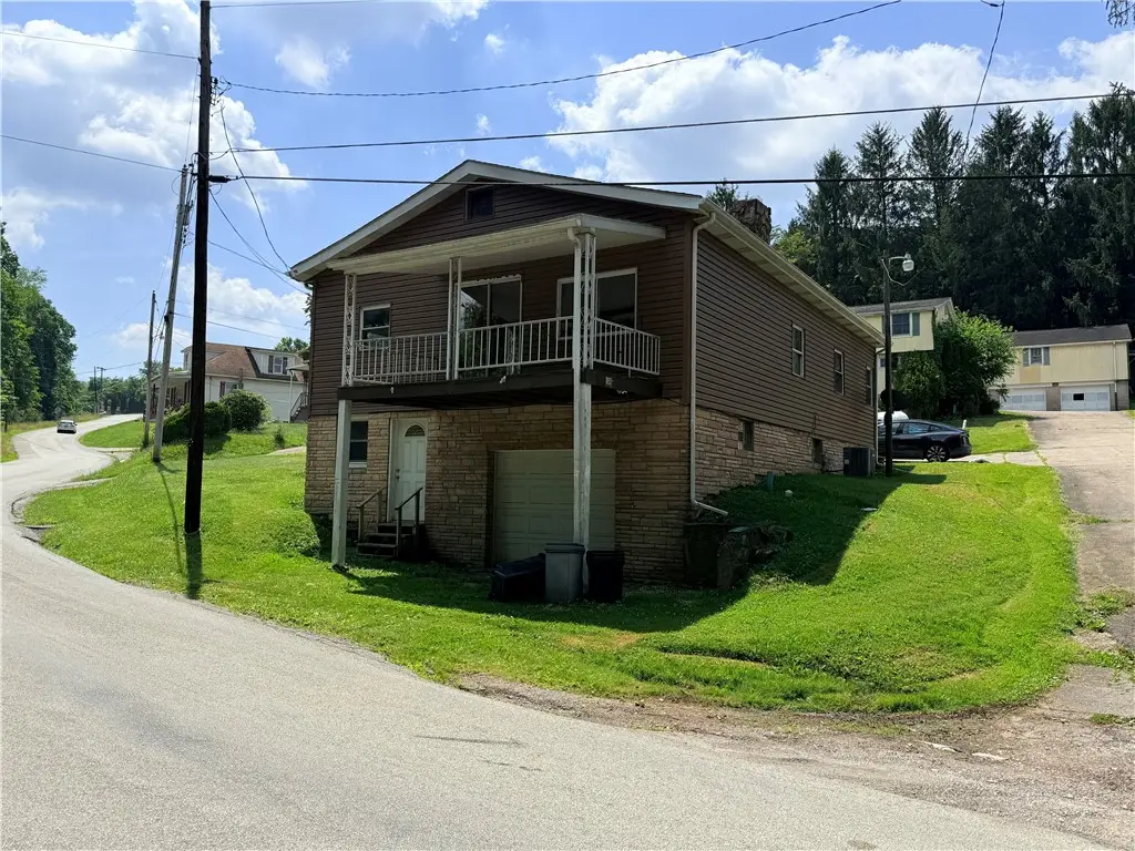 123 New Hill Rd, Grindstone, PA 15442 - #1