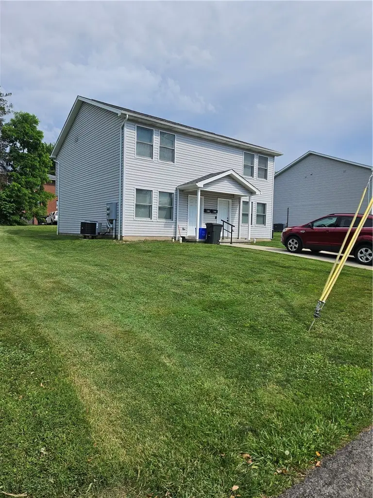 2628 Linden Ave, Aliquippa, PA 15001 - #2