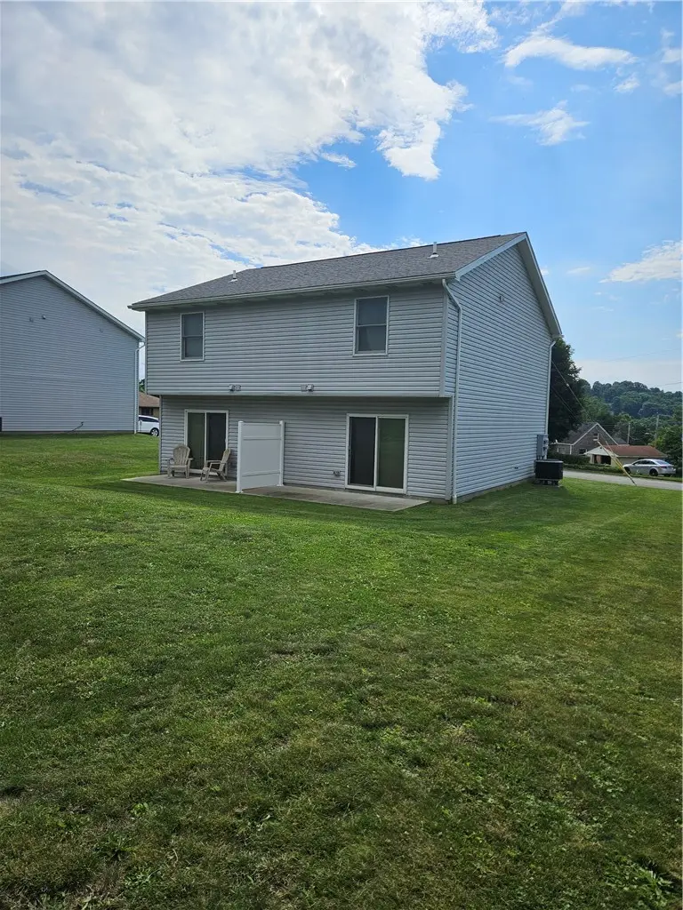 2628 Linden Ave, Aliquippa, PA 15001 - #3