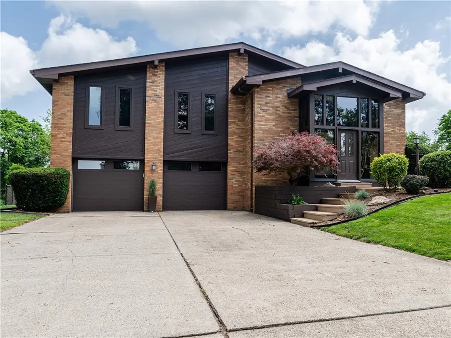 101 Regency Circle, Lower Burrell, PA 15068 - #3