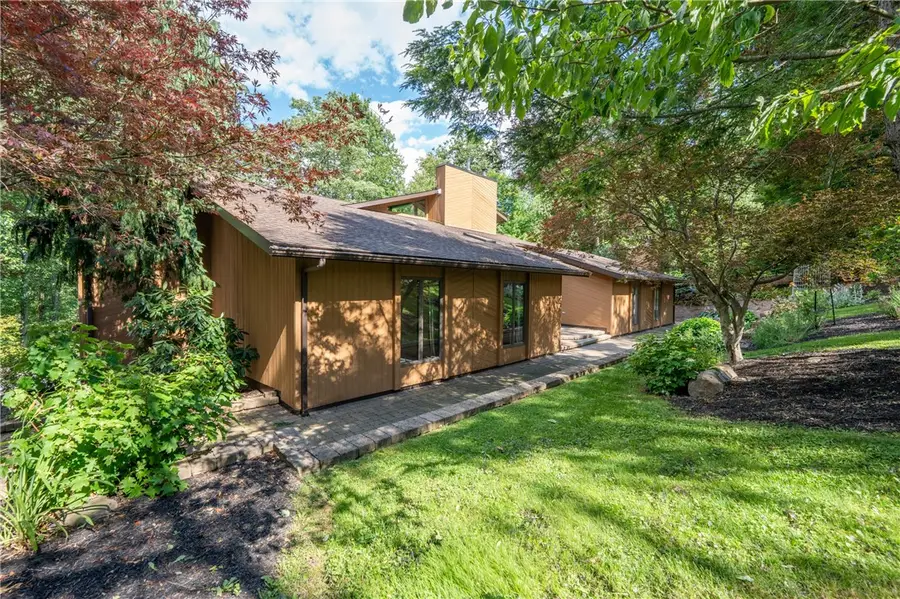 168 Lundquist Rd, Ligonier, PA 15658 - #2