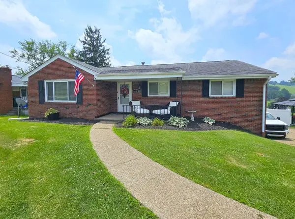 2623 Beverly Drive, Washington, PA 15301
