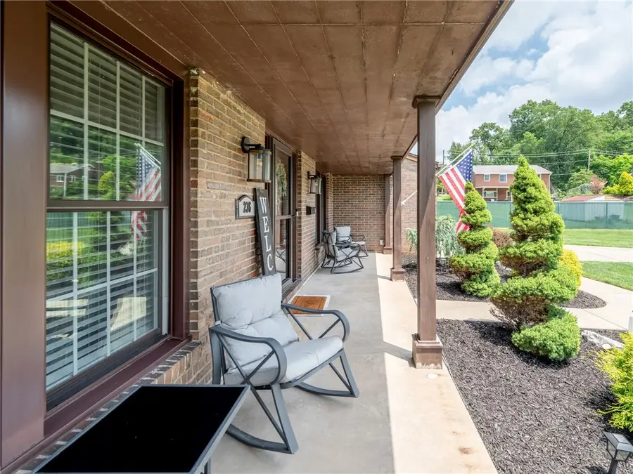 236 Lisa Dr, Bethel Park, PA 15102 - #3