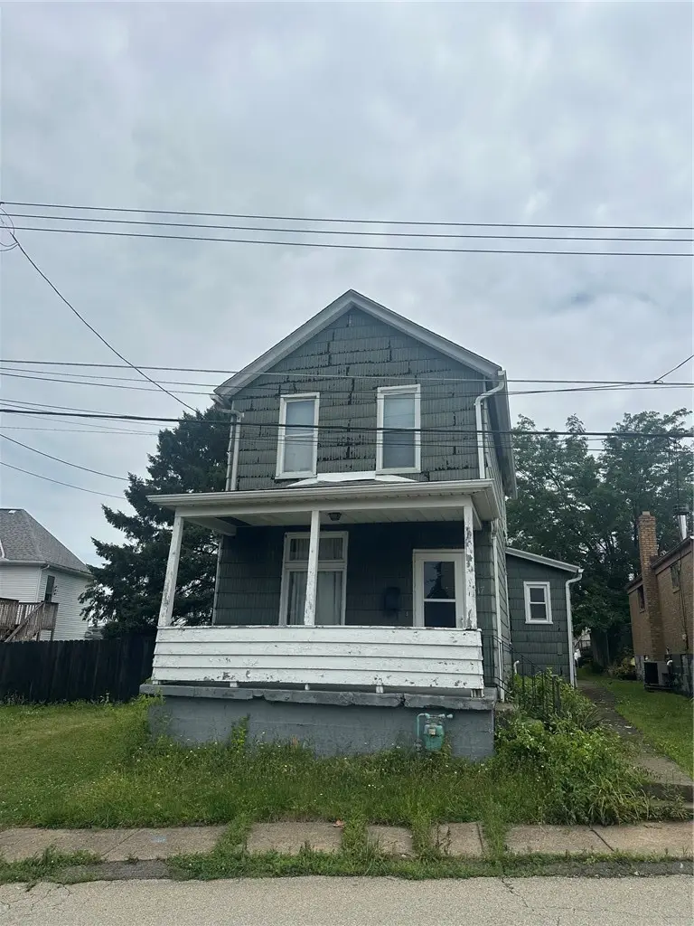 117 Regina St, Homestead, PA 15120 - #1