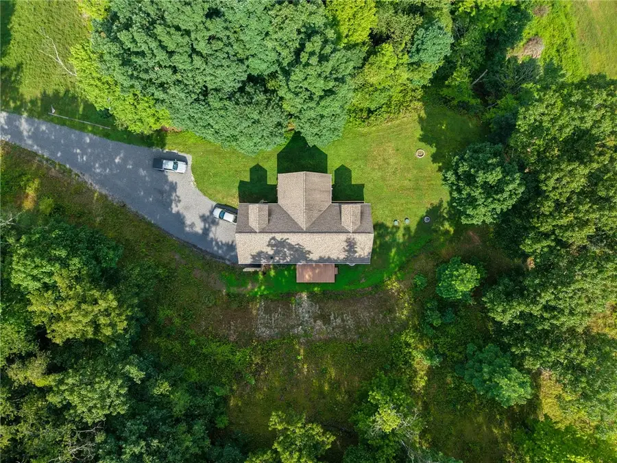 201 Magill Rd, Zelienople, PA 16063 - #3