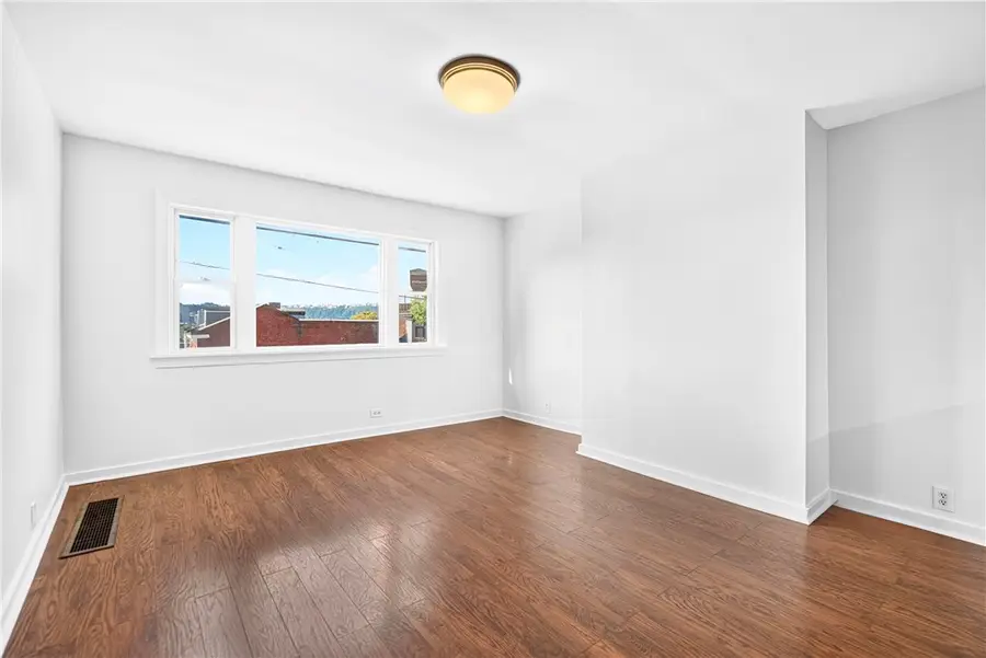 204 E Jefferson St, Pittsburgh, PA 15212 - #3